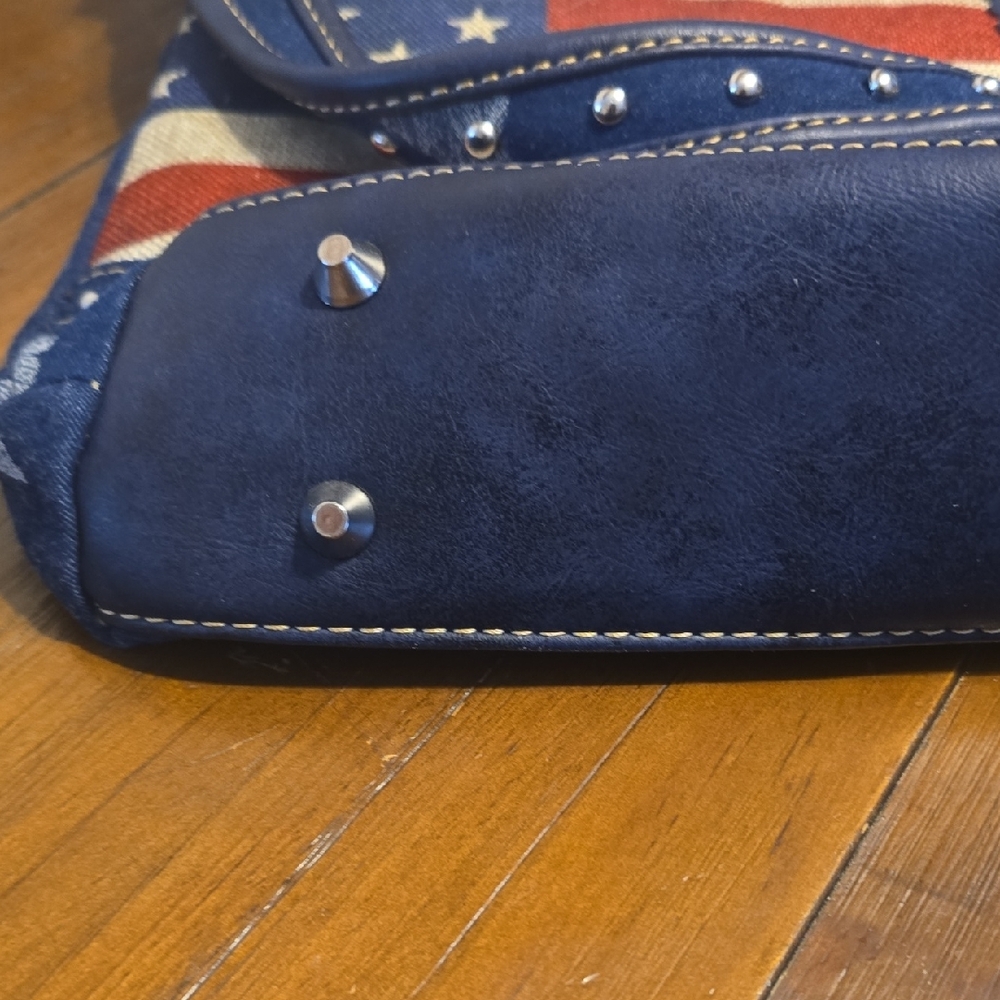 American Flag Denim Shoulder Bag - Picture 10 of 12